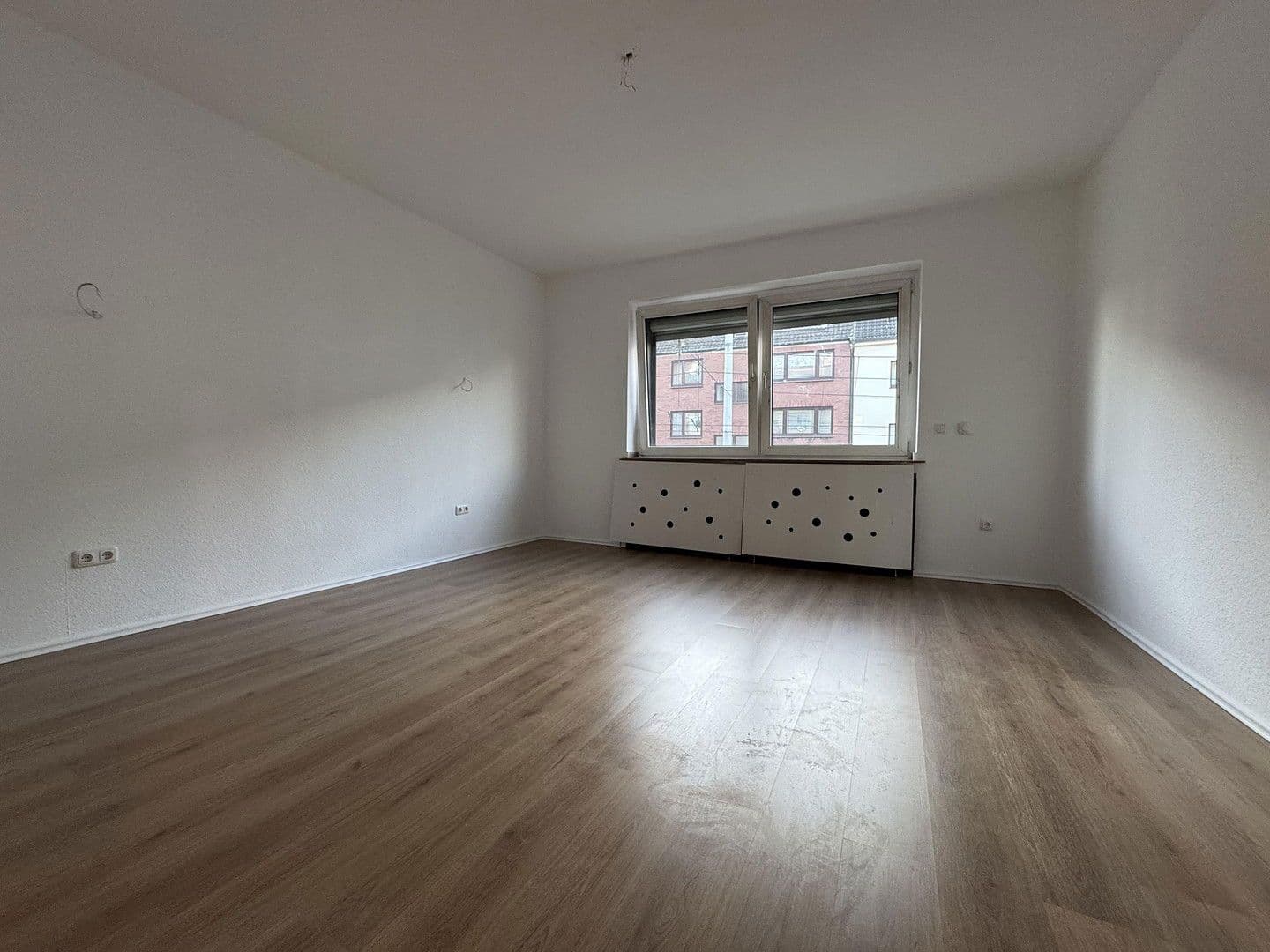 Prenájom bytu 3-izbový 78 m², Dorstener Str. 230, Bochum, Severné Porýnie - Westfálsko Prenájom bytu 3-izbový 78 m², Dorstener Str. 230, Bochum, Severné Porýnie - Westfálsko