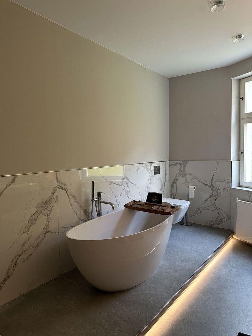 Predaj bytu 2-izbový 100 m², Berlin, Berlín Predaj bytu 2-izbový 100 m², Berlin, Berlín