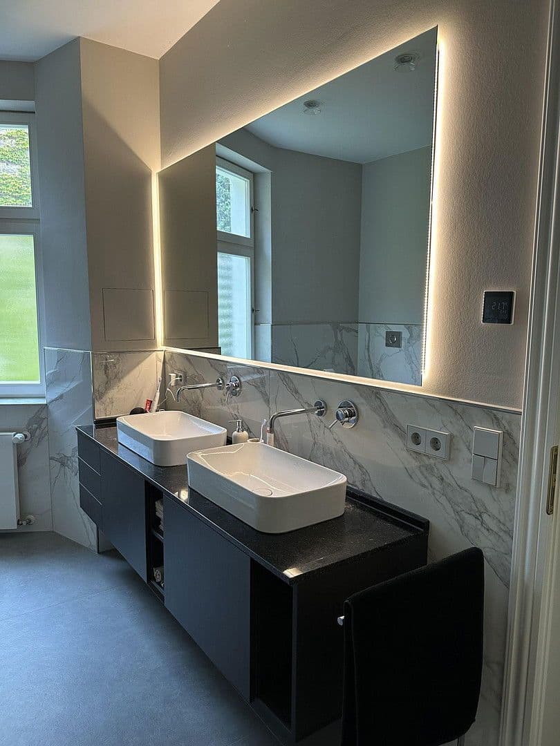 Predaj bytu 2-izbový 100 m², Berlin, Berlín Predaj bytu 2-izbový 100 m², Berlin, Berlín