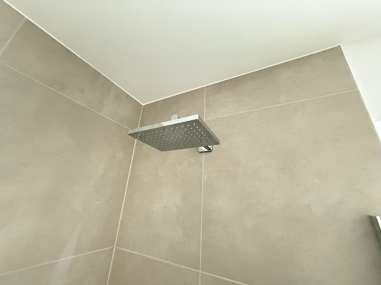 Prenájom bytu 3-izbový 80 m², Diez, Porýnie-Falcko Prenájom bytu 3-izbový 80 m², Diez, Porýnie-Falcko