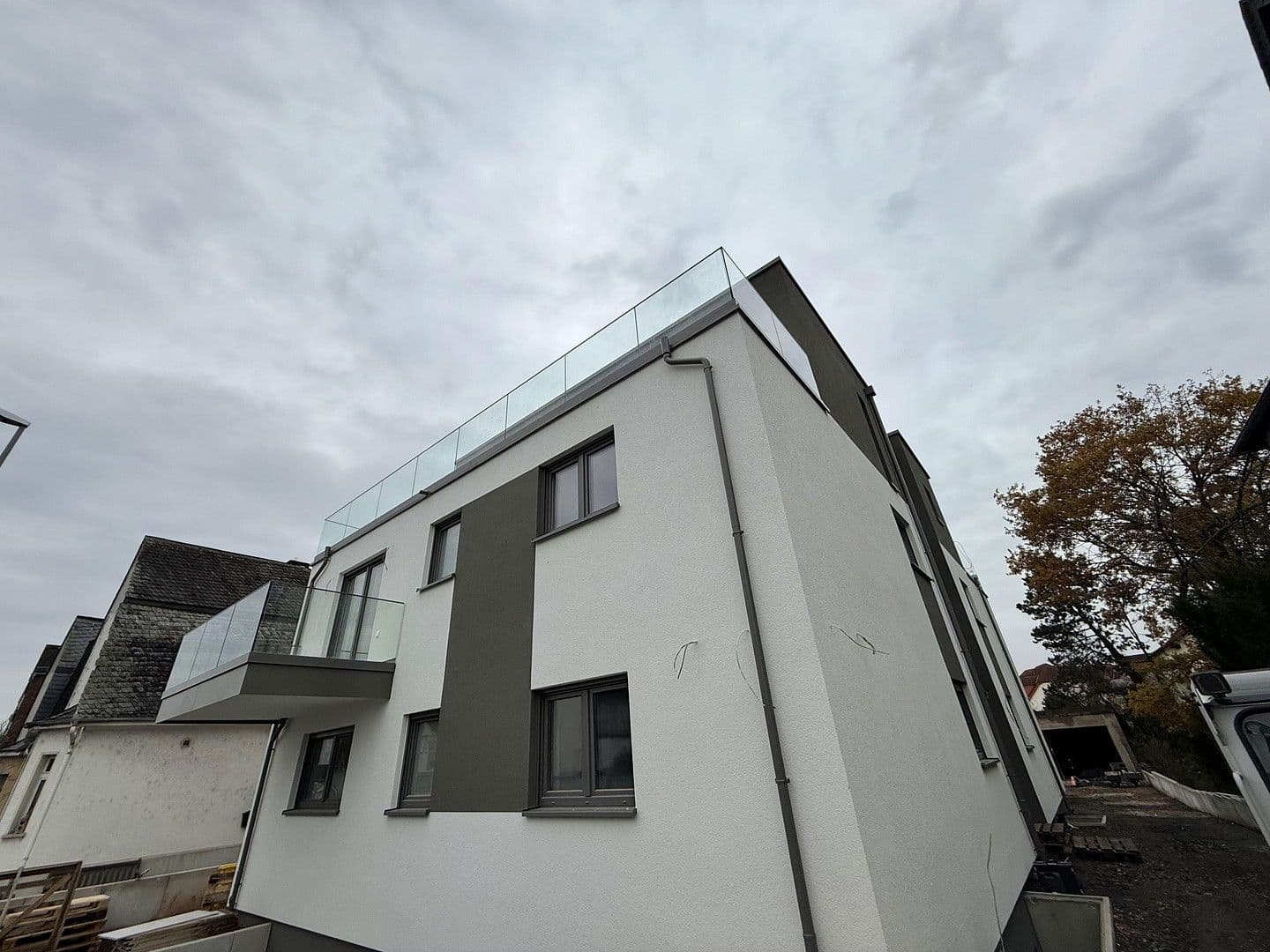 Prenájom bytu 3-izbový 80 m², Diez, Porýnie-Falcko Prenájom bytu 3-izbový 80 m², Diez, Porýnie-Falcko