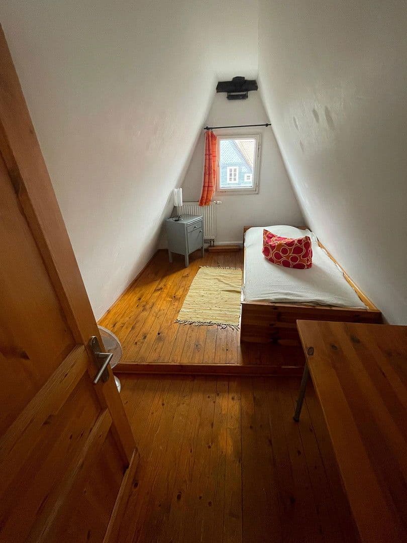 Prenájom bytu 3-izbový 68 m², Gustavstraße 59, Fürth, Bavorsko Prenájom bytu 3-izbový 68 m², Gustavstraße 59, Fürth, Bavorsko