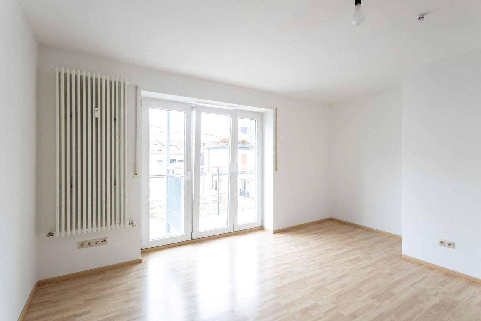 Predaj domu 824 m², pozemek 339 m², München, Bavorsko Predaj domu 824 m², pozemek 339 m², München, Bavorsko