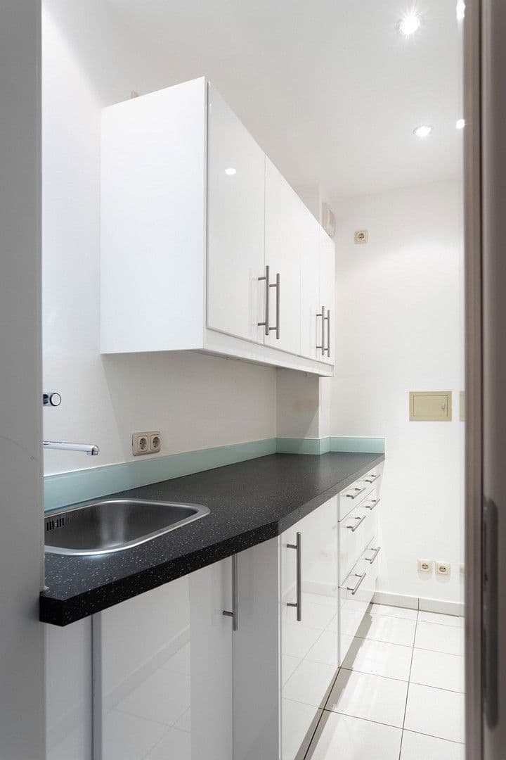 Predaj domu 824 m², pozemek 339 m², München, Bavorsko Predaj domu 824 m², pozemek 339 m², München, Bavorsko