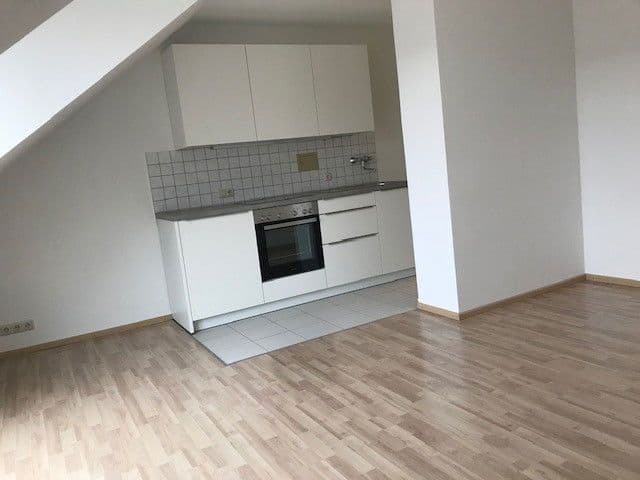 Predaj domu 824 m², pozemek 339 m², München, Bavorsko Predaj domu 824 m², pozemek 339 m², München, Bavorsko