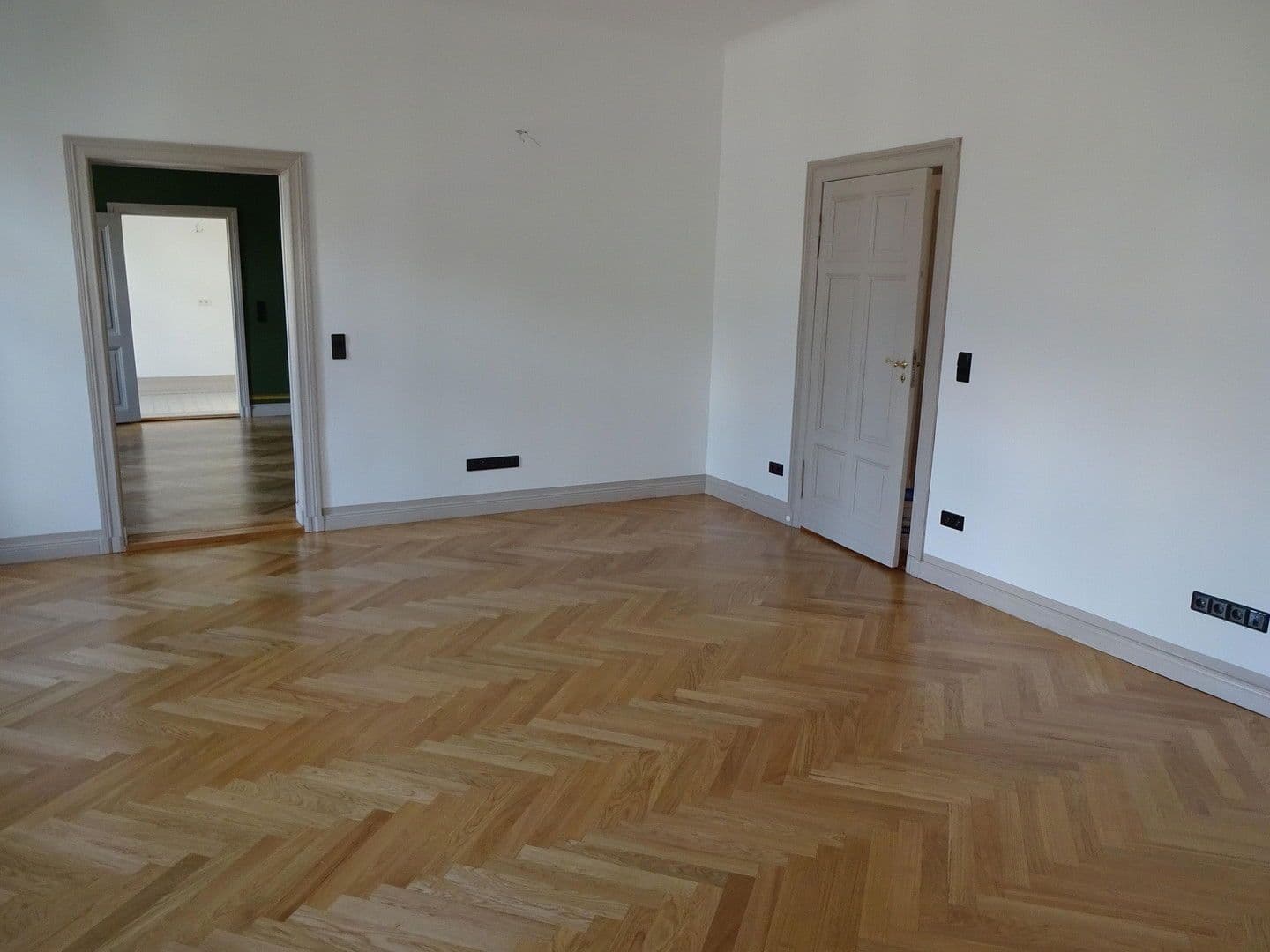 Prenájom kancelárie 173 m², Friedrich-Ebert-Straße 59, Potsdam, Brandenbursko Prenájom kancelárie 173 m², Friedrich-Ebert-Straße 59, Potsdam, Brandenbursko