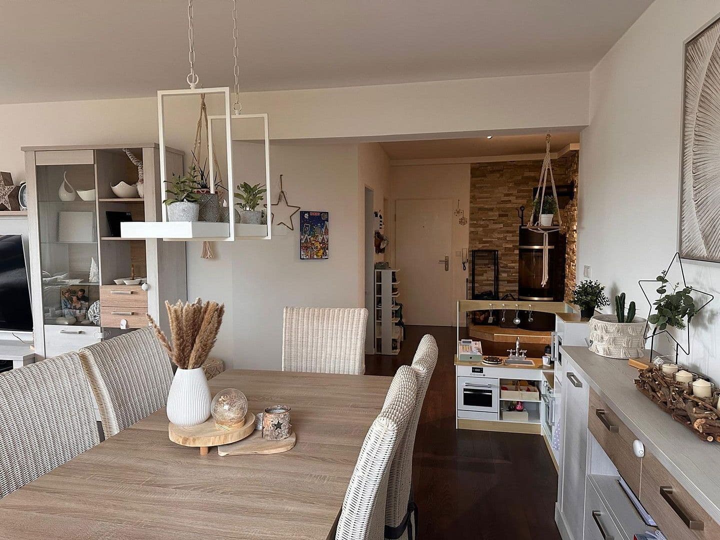 Prenájom bytu 4-izbový 110 m², Reiherstr. 95, Dorsten, Severné Porýnie - Westfálsko Prenájom bytu 4-izbový 110 m², Reiherstr. 95, Dorsten, Severné Porýnie - Westfálsko