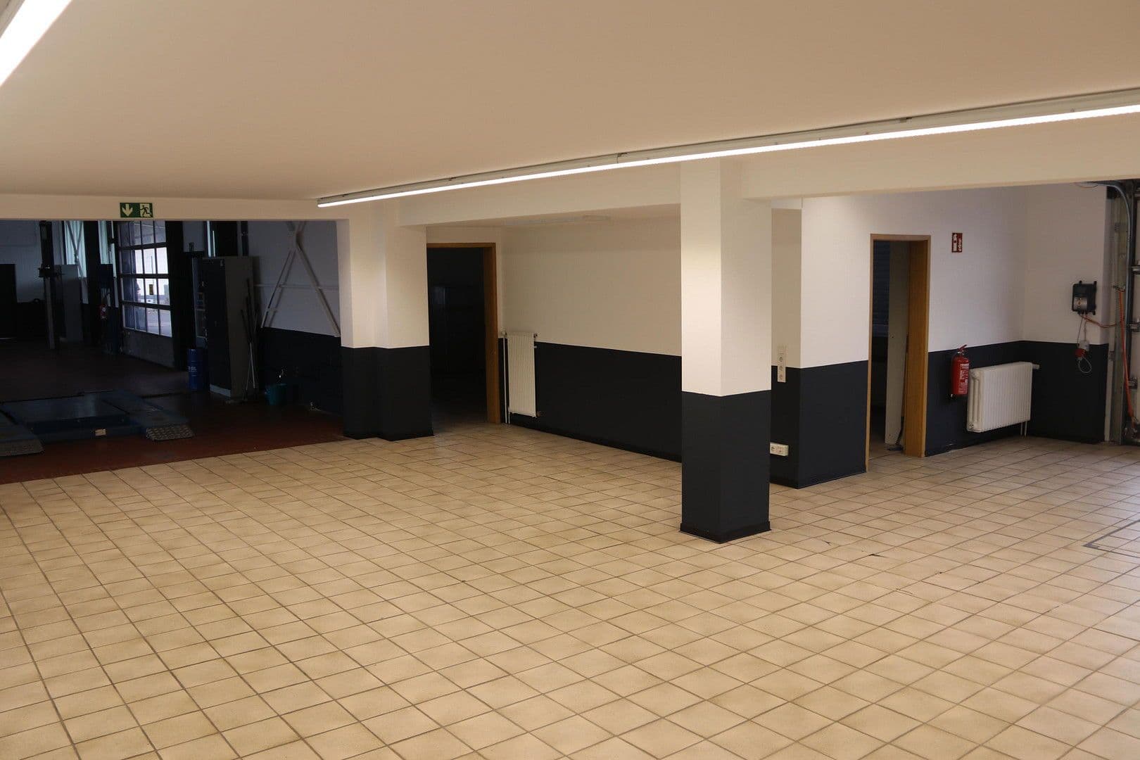 Prenájom nebytového priestoru 2.910 m², Eickelstraße 2, Arnsberg, Severné Porýnie - Westfálsko Prenájom nebytového priestoru 2.910 m², Eickelstraße 2, Arnsberg, Severné Porýnie - Westfálsko