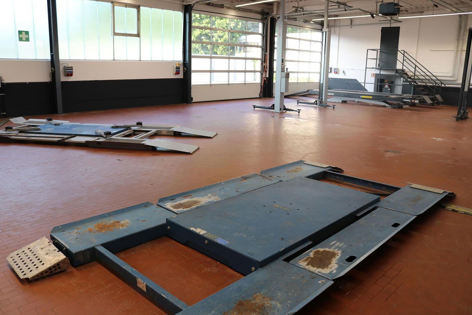 Prenájom nebytového priestoru 2.910 m², Eickelstraße 2, Arnsberg, Severné Porýnie - Westfálsko Prenájom nebytového priestoru 2.910 m², Eickelstraße 2, Arnsberg, Severné Porýnie - Westfálsko