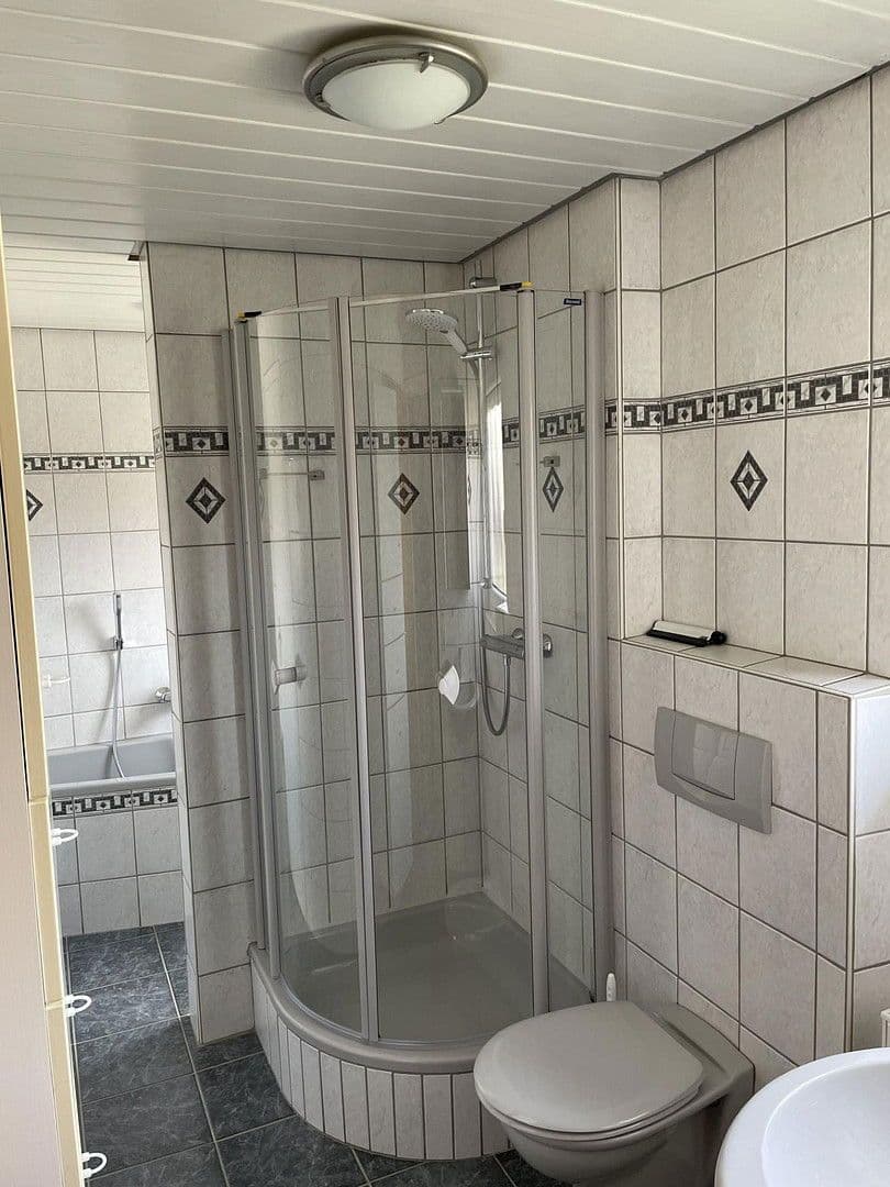 Prenájom bytu 4-izbový 88 m², Täfelbergweg 5, Althengstett, Bádensko-Wurttembersko Prenájom bytu 4-izbový 88 m², Täfelbergweg 5, Althengstett, Bádensko-Wurttembersko