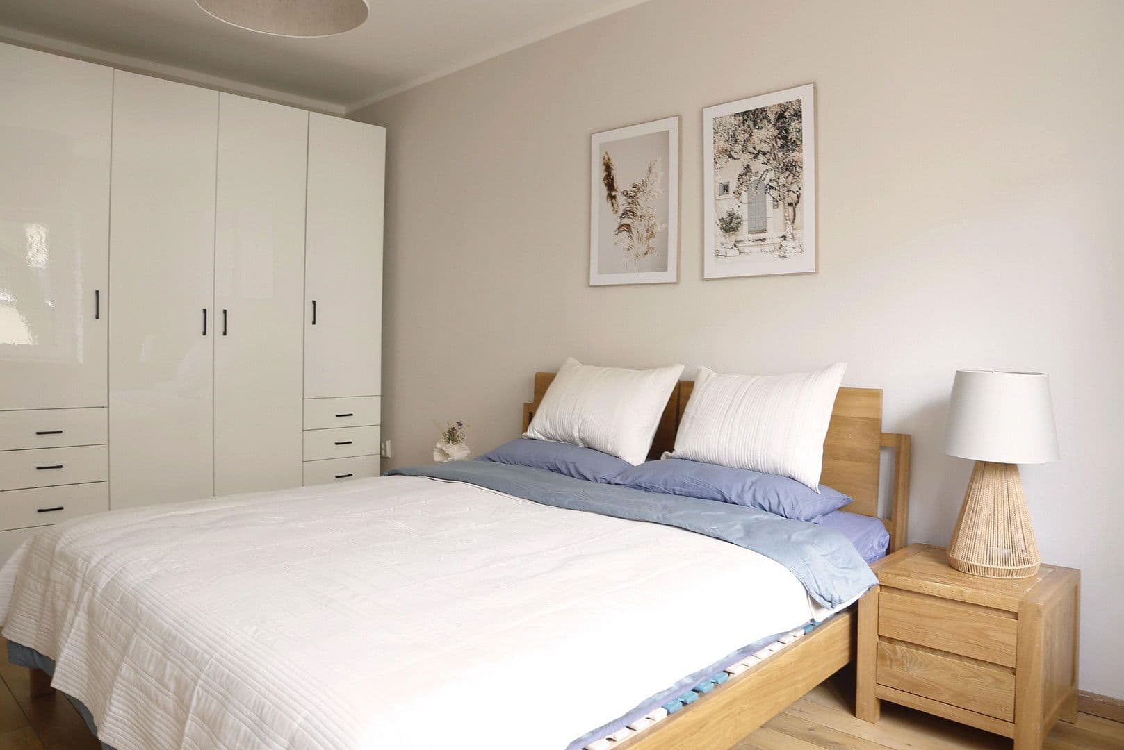 Prenájom bytu 3-izbový 76 m², Hamburg, Hamburg Prenájom bytu 3-izbový 76 m², Hamburg, Hamburg