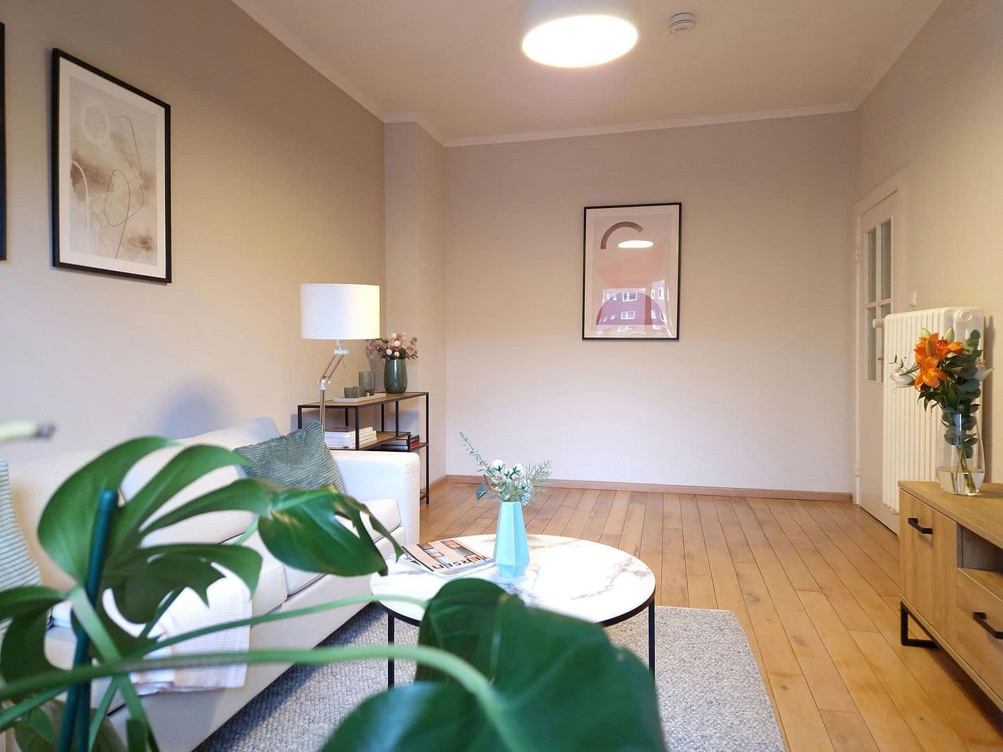 Prenájom bytu 3-izbový 76 m², Hamburg, Hamburg Prenájom bytu 3-izbový 76 m², Hamburg, Hamburg