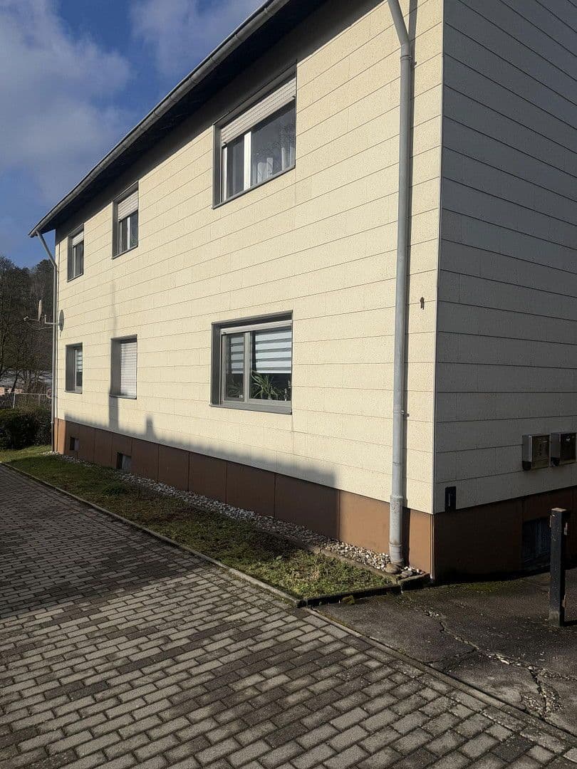 Predaj domu 180 m², pozemek 474 m², Bexbach, Sársko Predaj domu 180 m², pozemek 474 m², Bexbach, Sársko