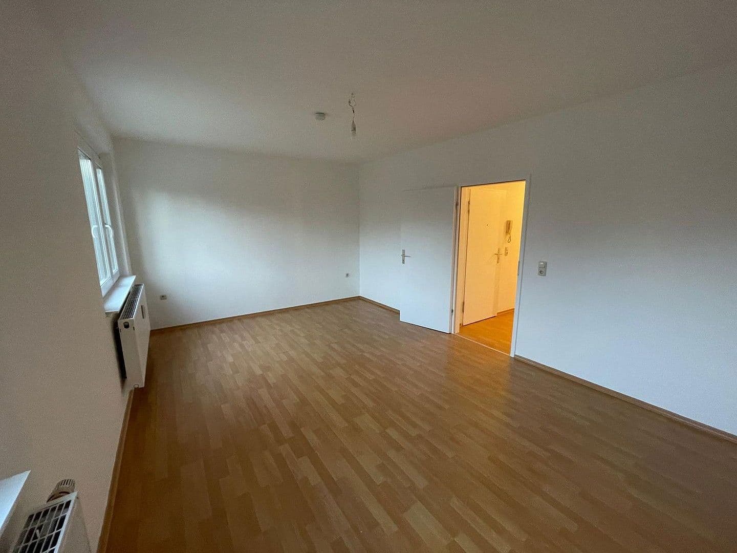 Prenájom bytu 2-izbový 55 m², Katharinenweg 18, Apolda, Durínsko Prenájom bytu 2-izbový 55 m², Katharinenweg 18, Apolda, Durínsko