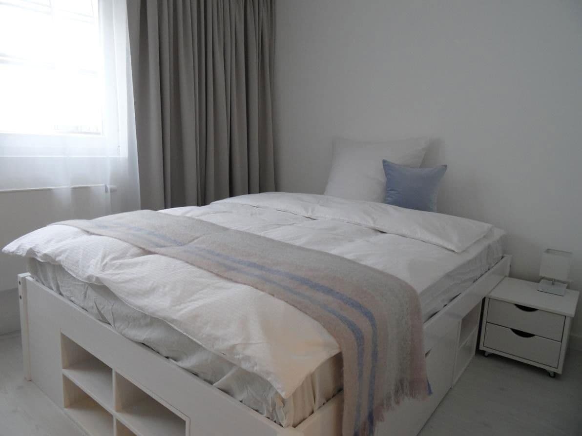 Prenájom bytu 3-izbový 56 m², Stuttgart, Bádensko-Wurttembersko Prenájom bytu 3-izbový 56 m², Stuttgart, Bádensko-Wurttembersko