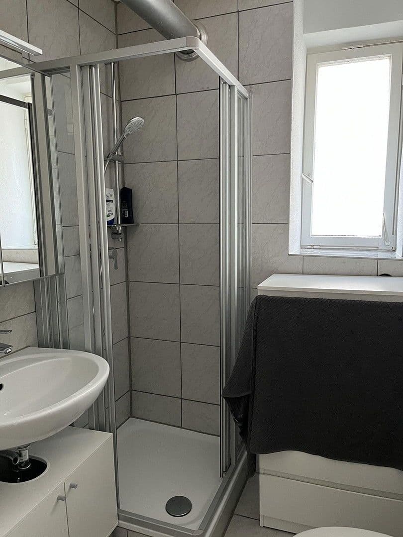 Prenájom bytu 13 m², Aspergstraße 42, Stuttgart, Bádensko-Wurttembersko Prenájom bytu 13 m², Aspergstraße 42, Stuttgart, Bádensko-Wurttembersko