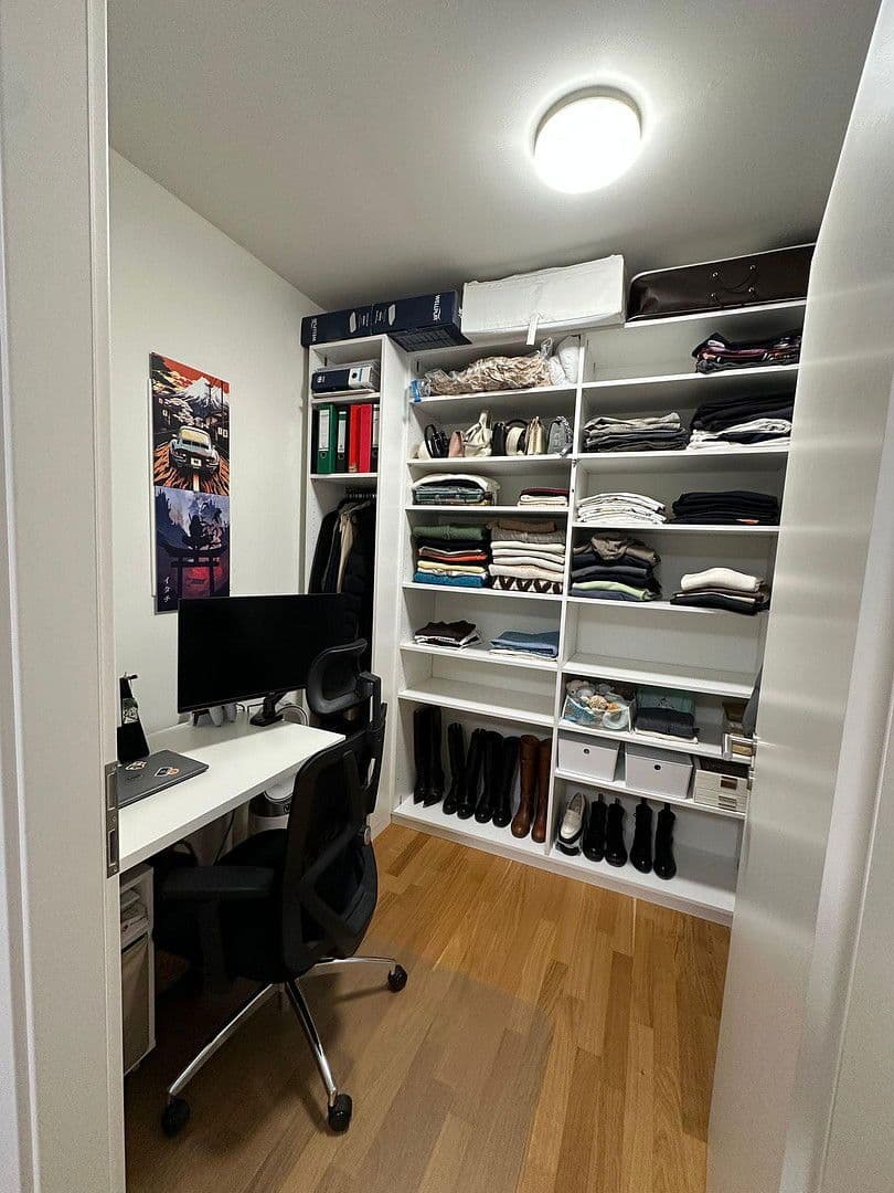 Prenájom bytu 2-izbový 64 m², Köln, Severné Porýnie - Westfálsko Prenájom bytu 2-izbový 64 m², Köln, Severné Porýnie - Westfálsko