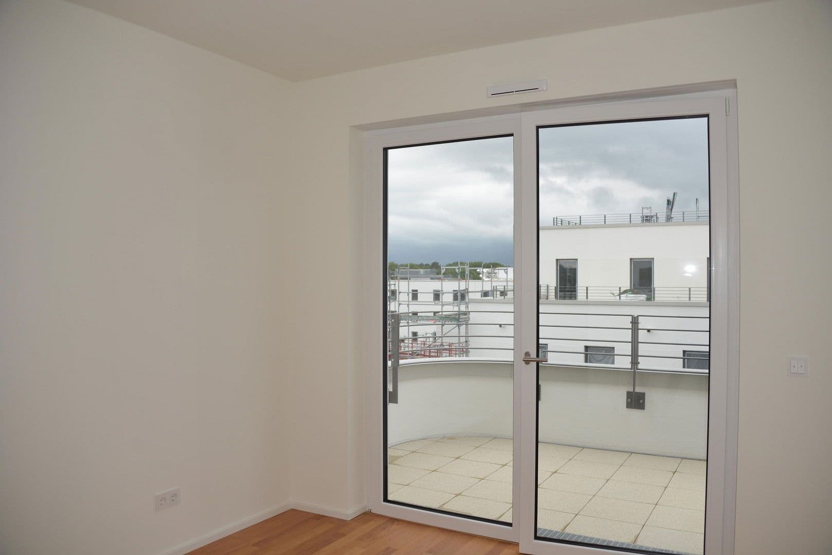 Prenájom bytu 2-izbový 64 m², Köln, Severné Porýnie - Westfálsko Prenájom bytu 2-izbový 64 m², Köln, Severné Porýnie - Westfálsko