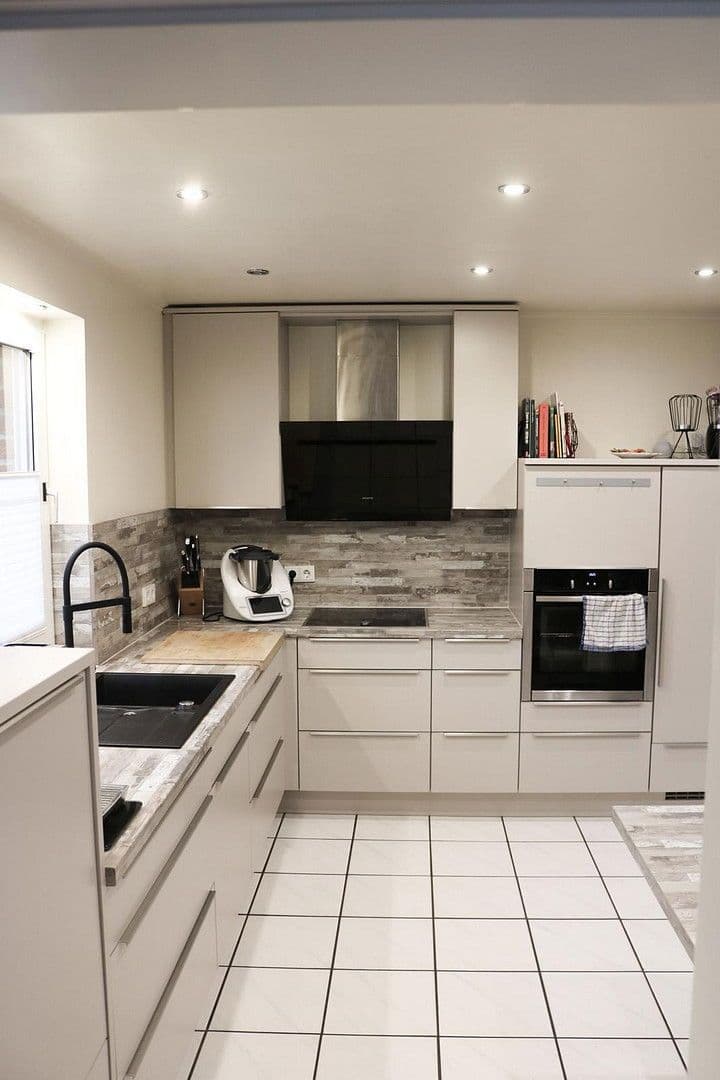 Predaj domu 125 m², pozemek 393 m², Bramsche, Dolné Sasko Predaj domu 125 m², pozemek 393 m², Bramsche, Dolné Sasko