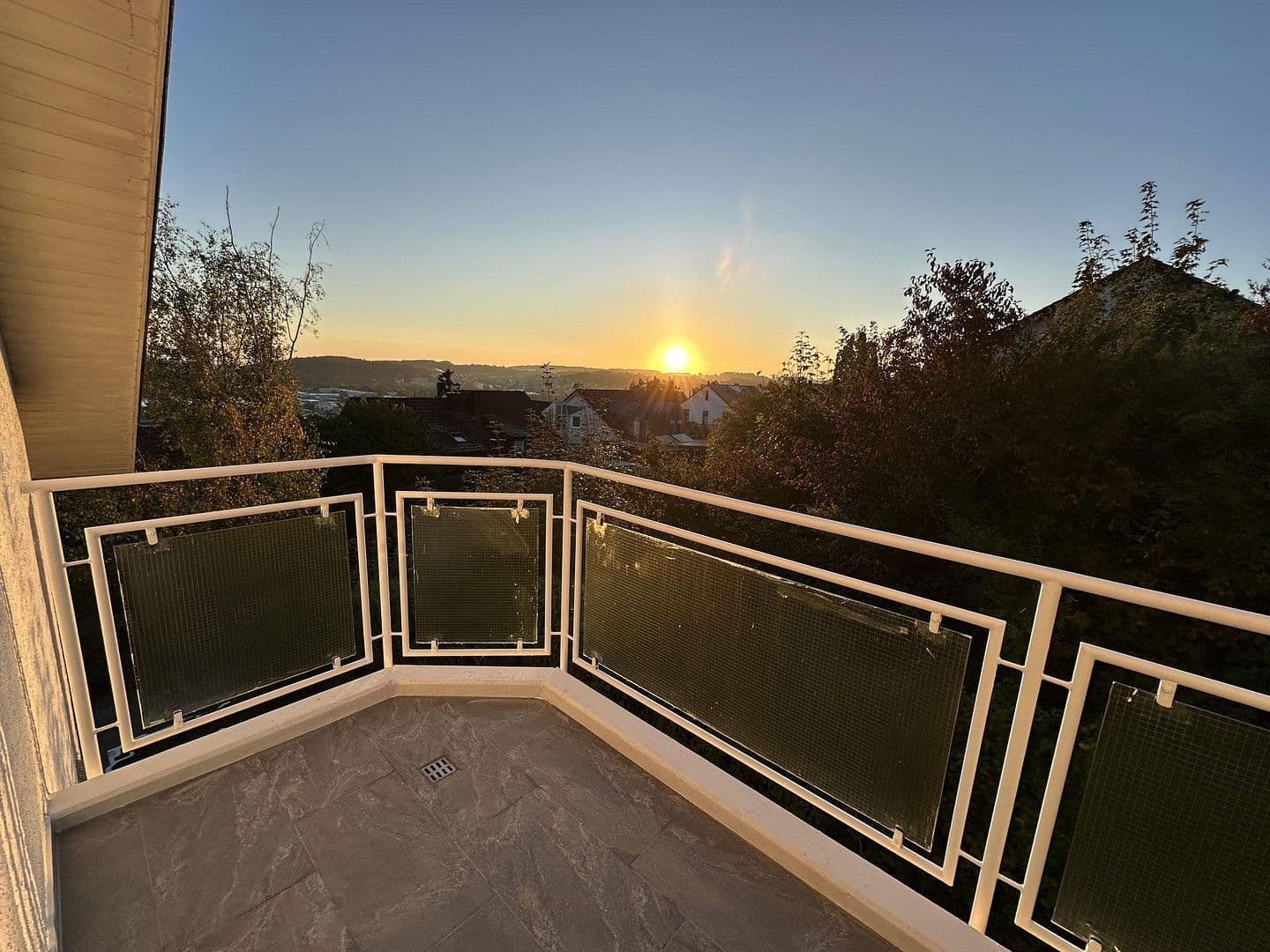 Predaj domu 280 m², pozemek 624 m², Ebelstrasse 15, Weil der Stadt, Bádensko-Wurttembersko Predaj domu 280 m², pozemek 624 m², Ebelstrasse 15, Weil der Stadt, Bádensko-Wurttembersko