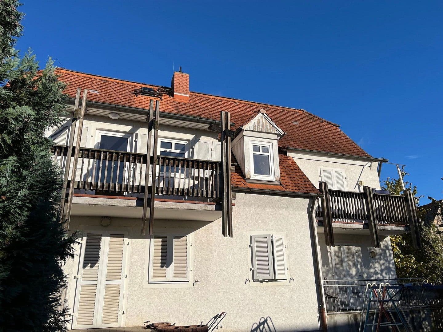 Predaj domu 244 m², pozemek 340 m², Zehntengasse 4, Groß-Gerau, Hesensko Predaj domu 244 m², pozemek 340 m², Zehntengasse 4, Groß-Gerau, Hesensko