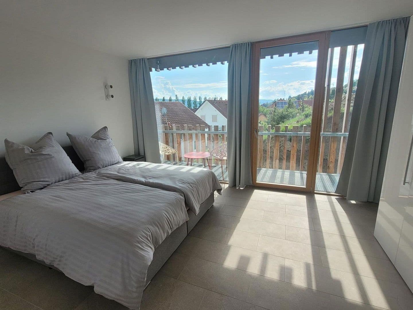 Predaj domu 925 m², Zum Schienerberg 21, Öhningen, Bádensko-Wurttembersko Predaj domu 925 m², Zum Schienerberg 21, Öhningen, Bádensko-Wurttembersko