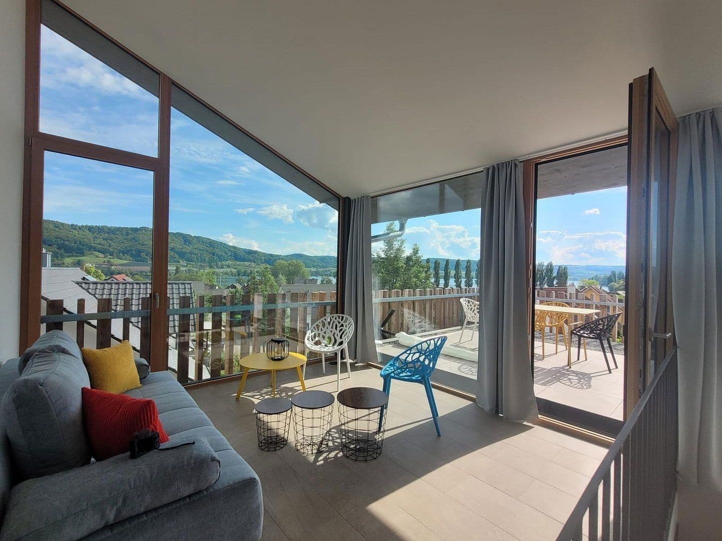 Predaj domu 925 m², Zum Schienerberg 21, Öhningen, Bádensko-Wurttembersko Predaj domu 925 m², Zum Schienerberg 21, Öhningen, Bádensko-Wurttembersko