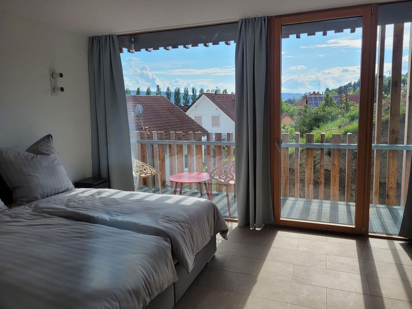 Predaj domu 925 m², Zum Schienerberg 21, Öhningen, Bádensko-Wurttembersko Predaj domu 925 m², Zum Schienerberg 21, Öhningen, Bádensko-Wurttembersko