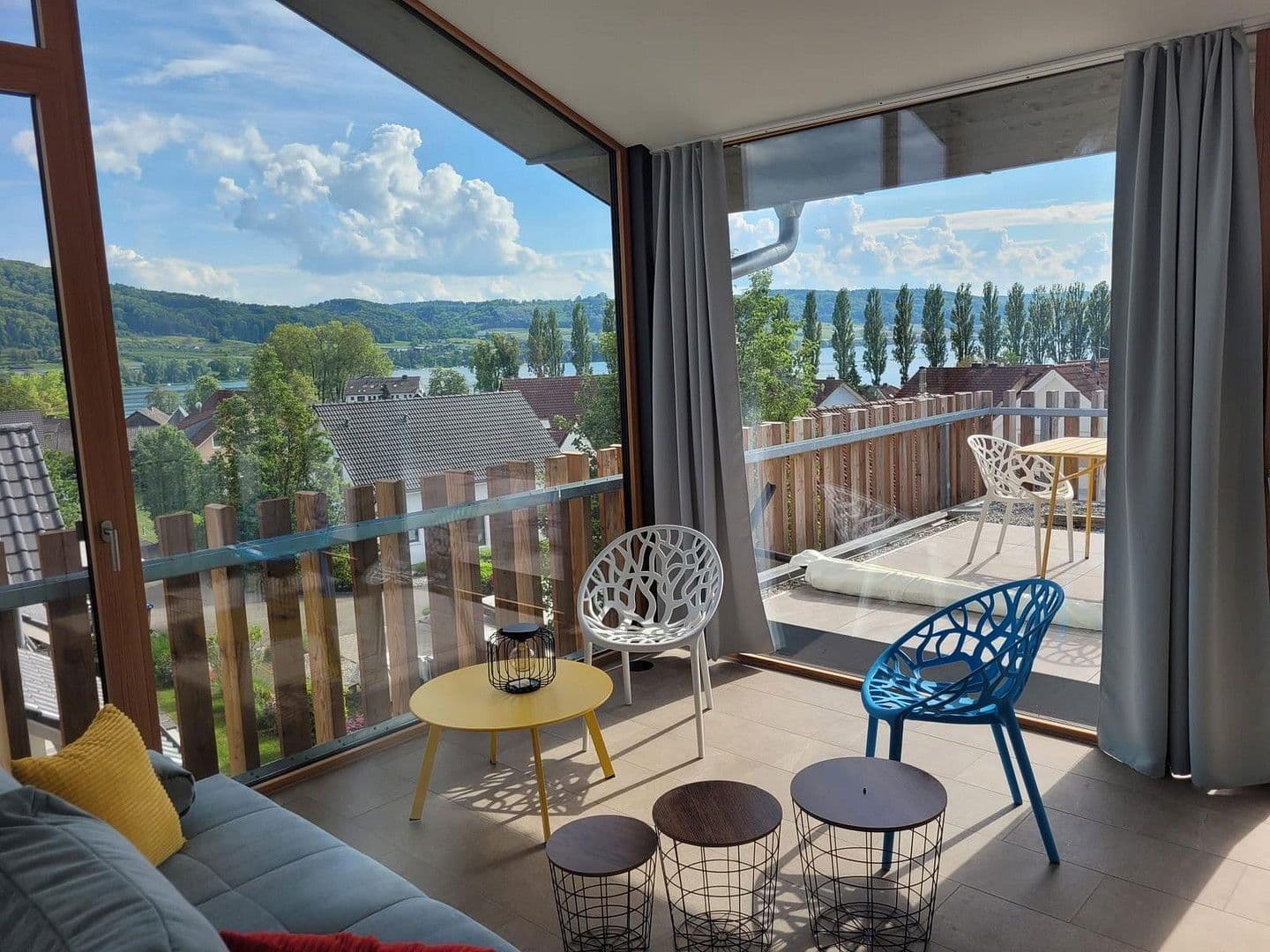 Predaj domu 925 m², Zum Schienerberg 21, Öhningen, Bádensko-Wurttembersko Predaj domu 925 m², Zum Schienerberg 21, Öhningen, Bádensko-Wurttembersko