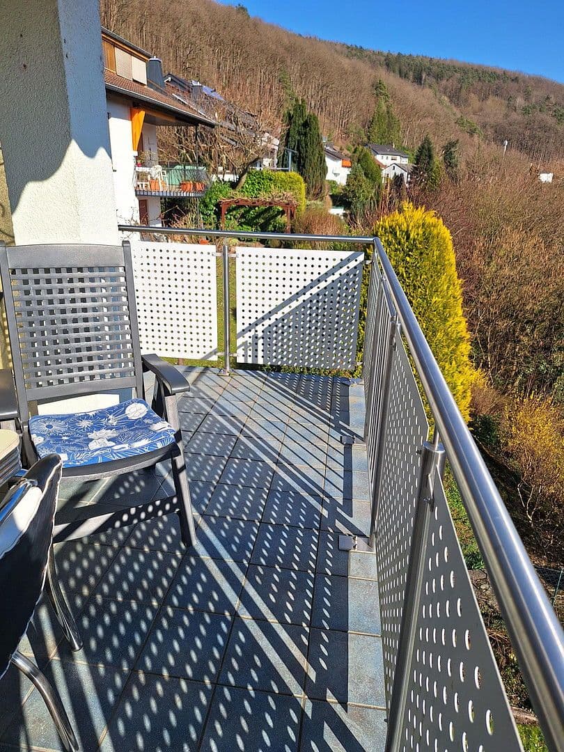 Predaj domu 180 m², pozemek 690 m², Neckarsteinach, Hesensko Predaj domu 180 m², pozemek 690 m², Neckarsteinach, Hesensko