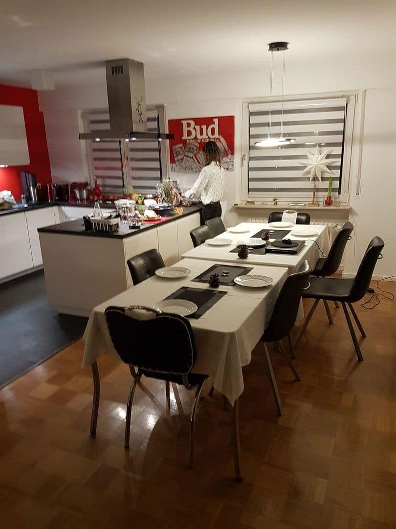 Predaj domu 180 m², pozemek 690 m², Neckarsteinach, Hesensko Predaj domu 180 m², pozemek 690 m², Neckarsteinach, Hesensko