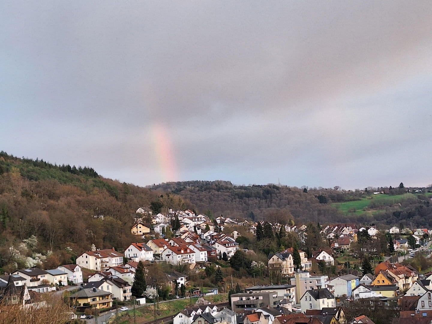 Predaj domu 180 m², pozemek 690 m², Neckarsteinach, Hesensko Predaj domu 180 m², pozemek 690 m², Neckarsteinach, Hesensko