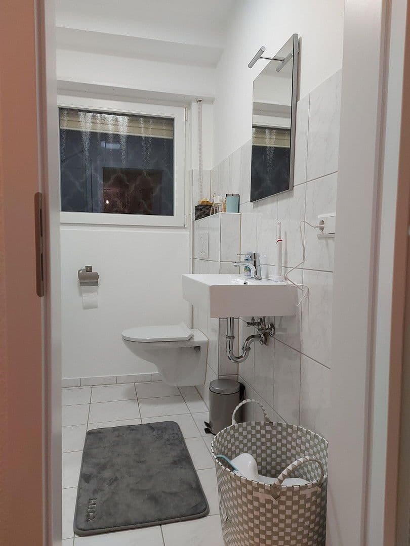 Predaj domu 180 m², pozemek 690 m², Neckarsteinach, Hesensko Predaj domu 180 m², pozemek 690 m², Neckarsteinach, Hesensko