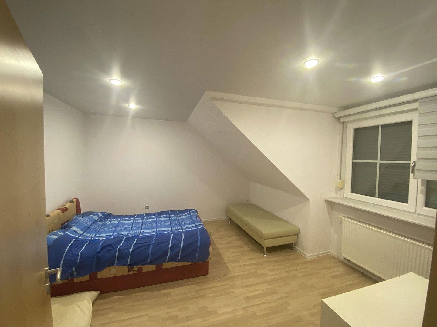 Predaj domu 287 m², pozemek 560 m², Kitzingen, Bavorsko Predaj domu 287 m², pozemek 560 m², Kitzingen, Bavorsko