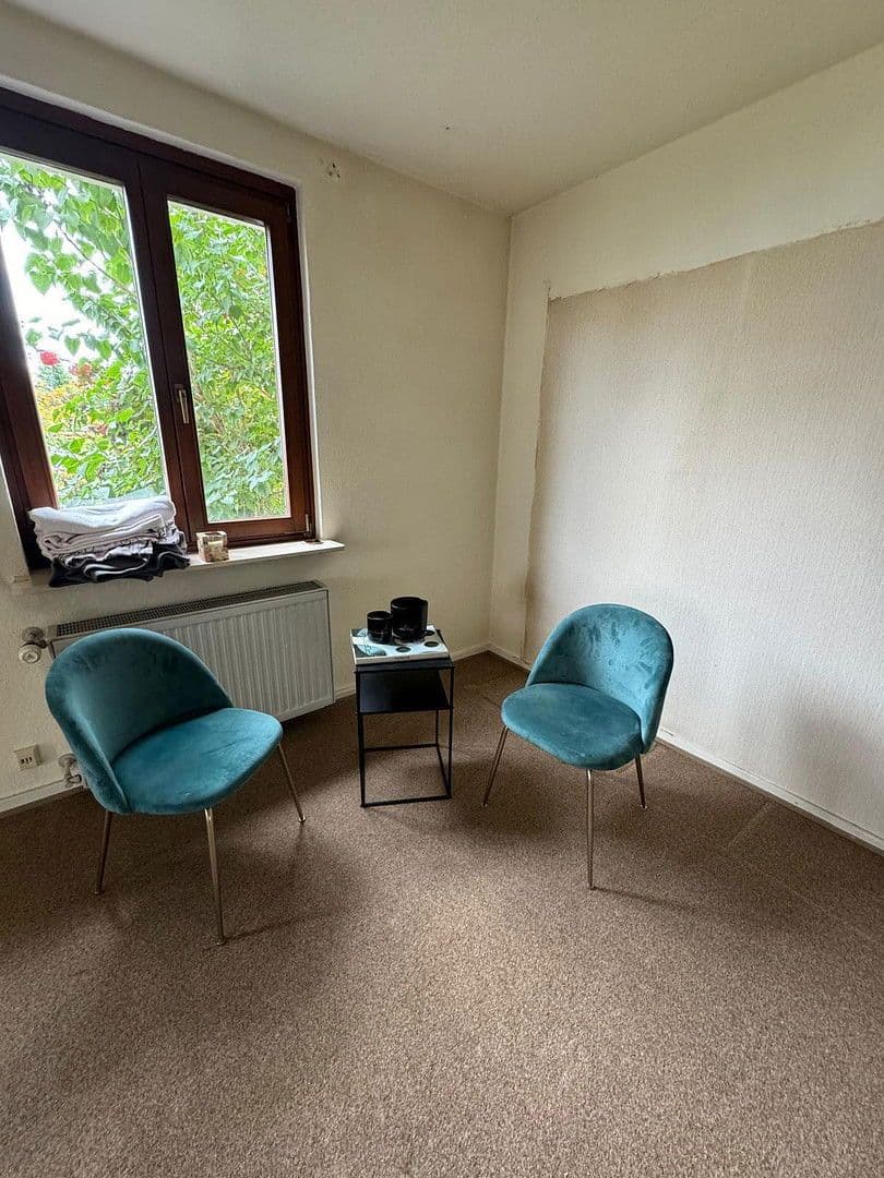 Predaj domu 178 m², pozemek 363 m², Rosbach v. d. Höhe, Hesensko Predaj domu 178 m², pozemek 363 m², Rosbach v. d. Höhe, Hesensko