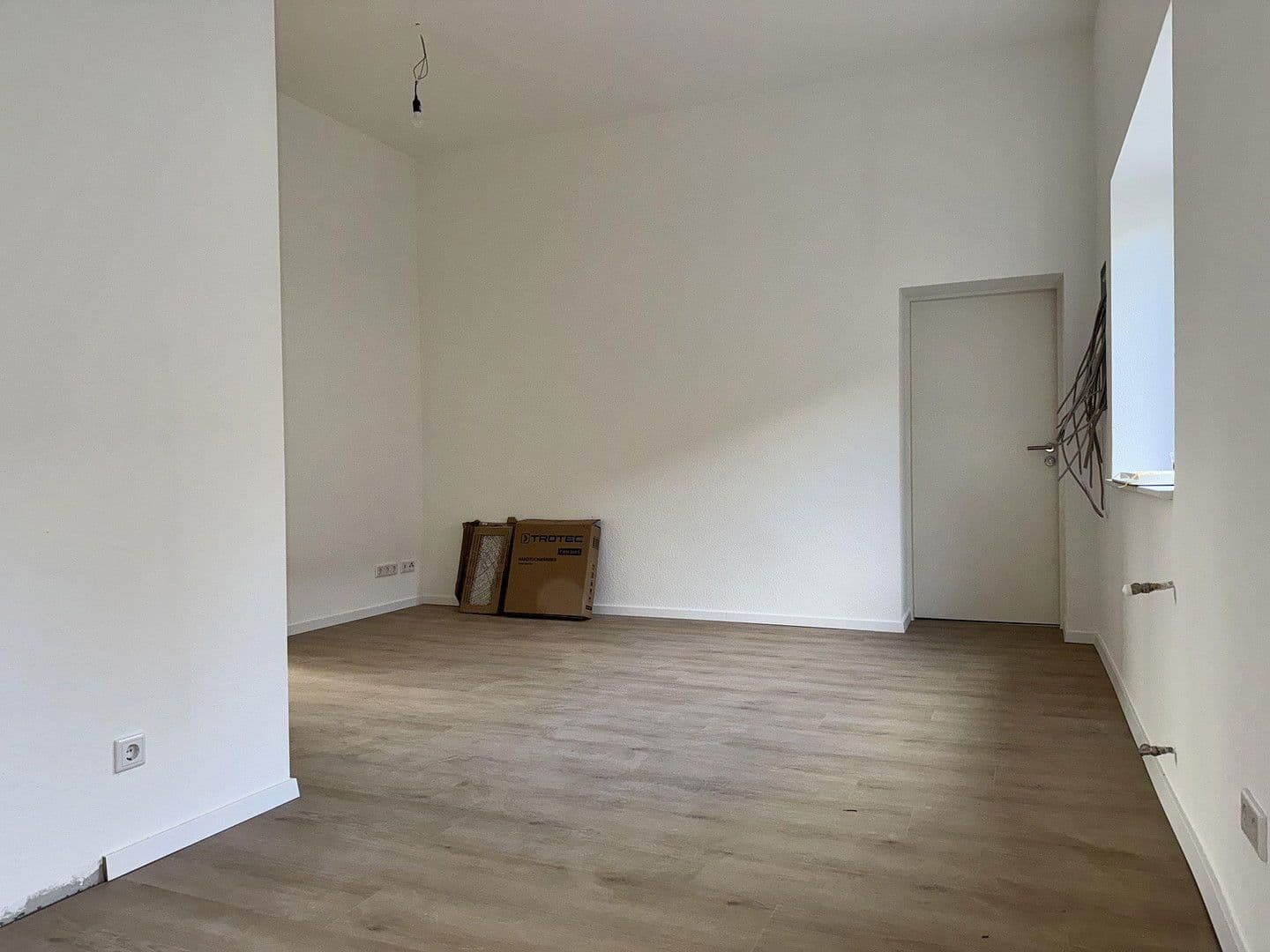 Prenájom bytu 3-izbový 64 m², Kochstr. 59, Krefeld, Severné Porýnie - Westfálsko Prenájom bytu 3-izbový 64 m², Kochstr. 59, Krefeld, Severné Porýnie - Westfálsko