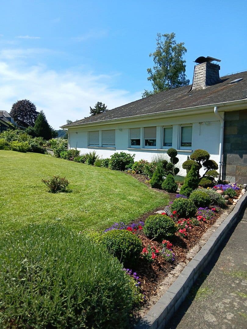 Predaj domu 431 m², pozemek 1.685 m², Bullay, Porýnie-Falcko Predaj domu 431 m², pozemek 1.685 m², Bullay, Porýnie-Falcko