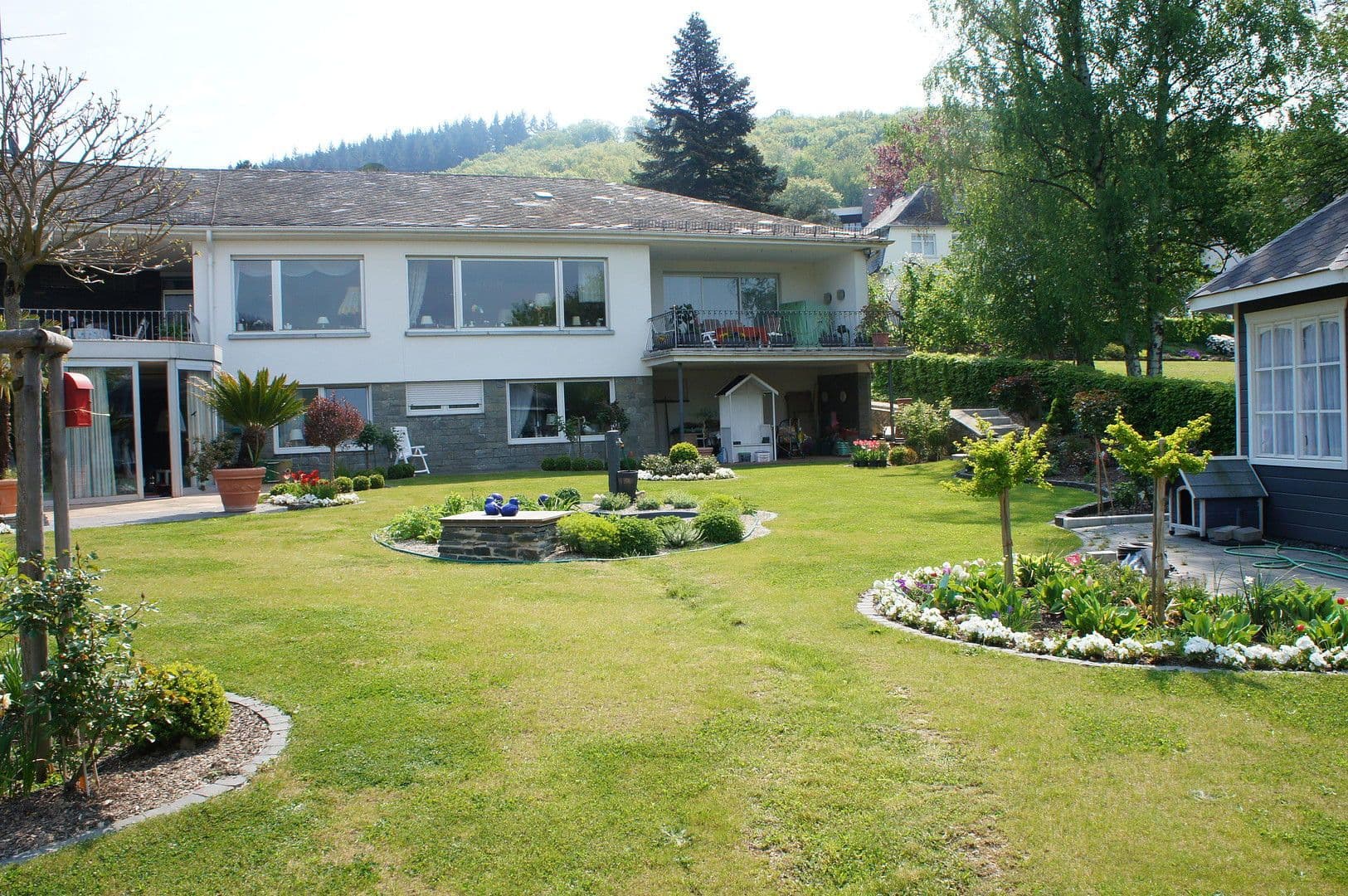 Predaj domu 431 m², pozemek 1.685 m², Bullay, Porýnie-Falcko Predaj domu 431 m², pozemek 1.685 m², Bullay, Porýnie-Falcko