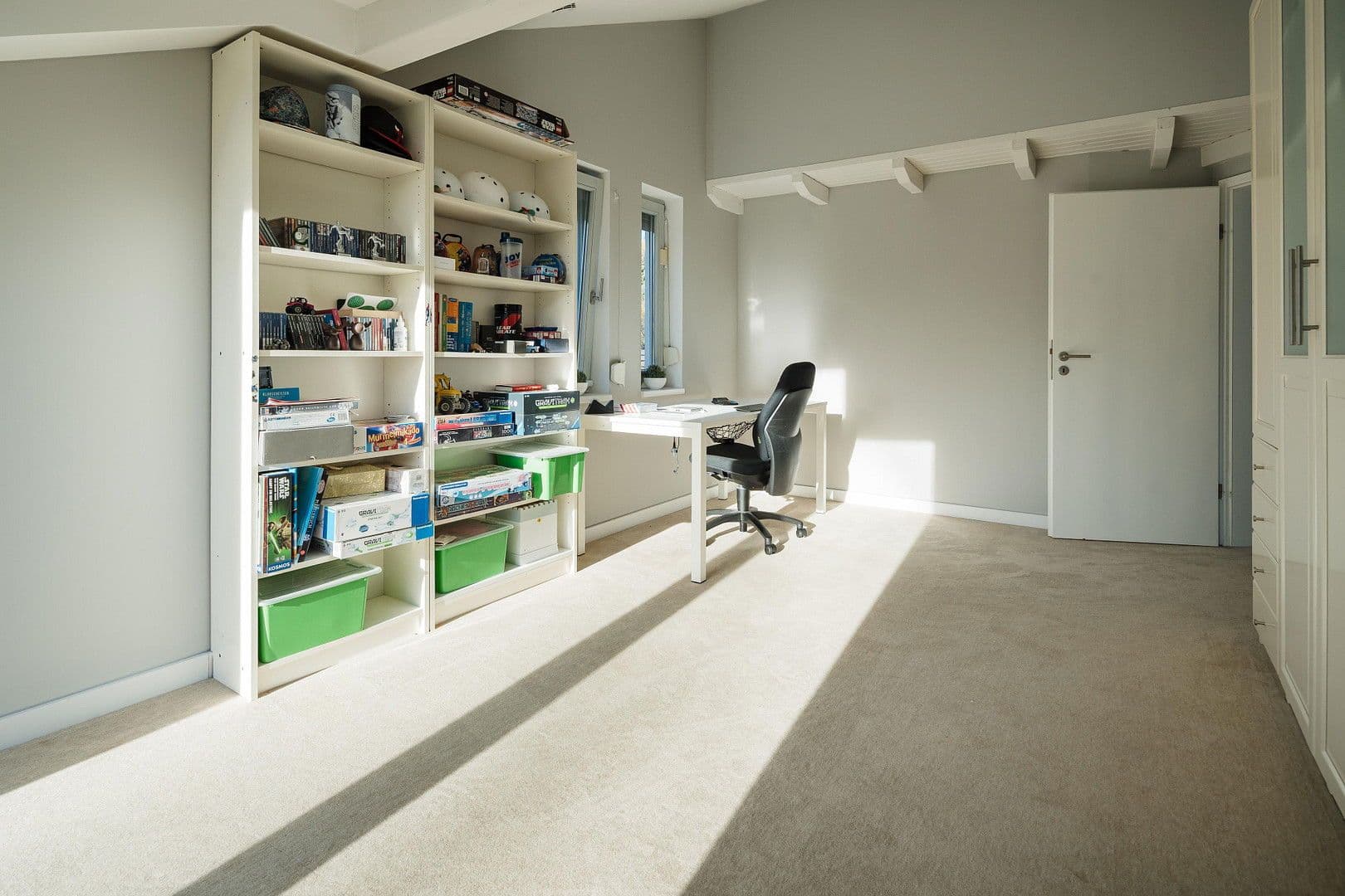 Predaj domu 270 m², pozemek 1.252 m², An den Birken 23 A, Jesteburg, Dolné Sasko Predaj domu 270 m², pozemek 1.252 m², An den Birken 23 A, Jesteburg, Dolné Sasko