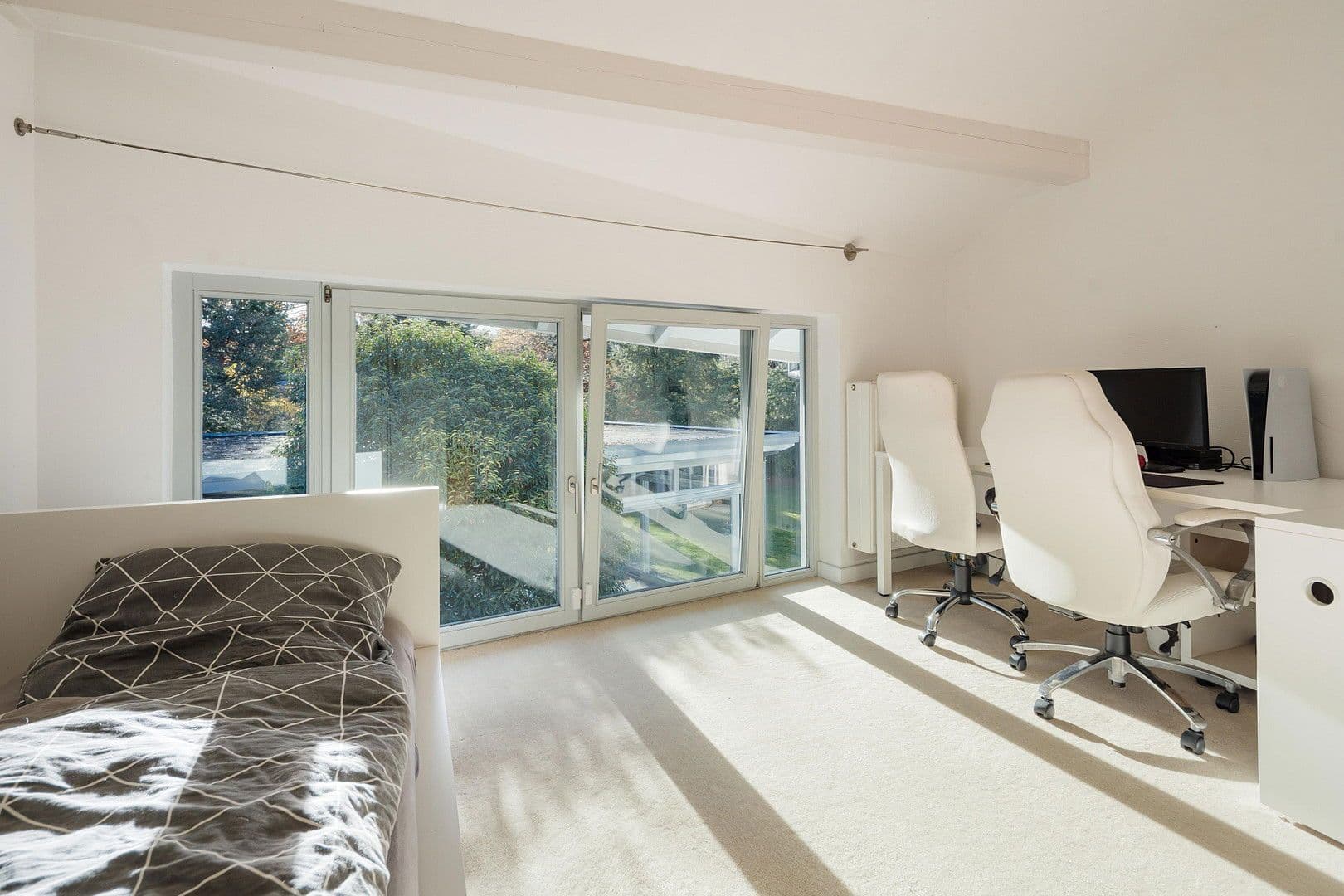 Predaj domu 270 m², pozemek 1.252 m², An den Birken 23 A, Jesteburg, Dolné Sasko Predaj domu 270 m², pozemek 1.252 m², An den Birken 23 A, Jesteburg, Dolné Sasko