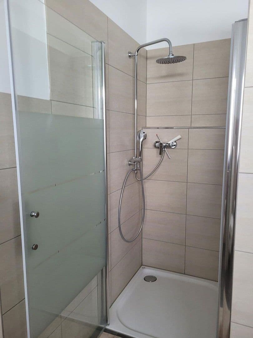 Prenájom domu 204 m², pozemek 350 m², Nürnberg, Bavorsko Prenájom domu 204 m², pozemek 350 m², Nürnberg, Bavorsko