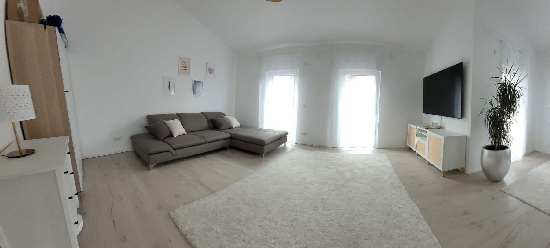Prenájom domu 204 m², pozemek 350 m², Nürnberg, Bavorsko Prenájom domu 204 m², pozemek 350 m², Nürnberg, Bavorsko