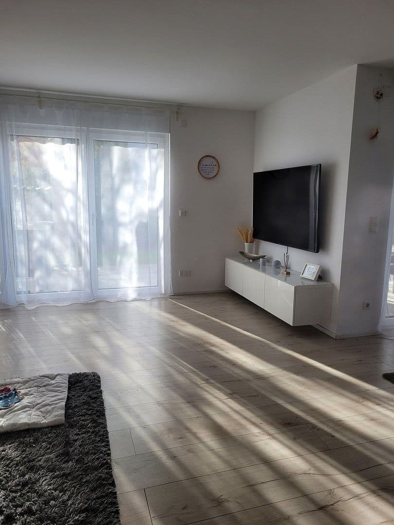Prenájom domu 204 m², pozemek 350 m², Nürnberg, Bavorsko Prenájom domu 204 m², pozemek 350 m², Nürnberg, Bavorsko