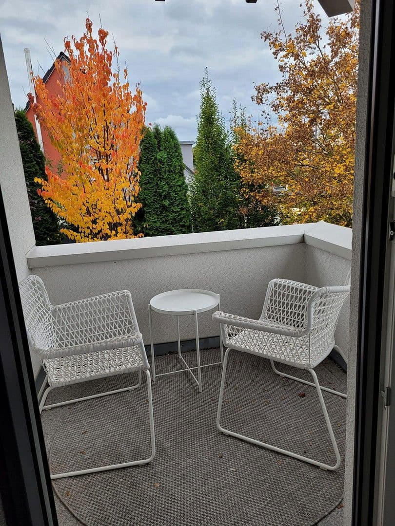 Prenájom domu 204 m², pozemek 350 m², Nürnberg, Bavorsko Prenájom domu 204 m², pozemek 350 m², Nürnberg, Bavorsko