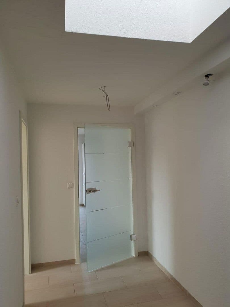 Prenájom bytu 3-izbový 81 m², Altes Dorf 20, Stendal, Sasko-Anhaltsko Prenájom bytu 3-izbový 81 m², Altes Dorf 20, Stendal, Sasko-Anhaltsko