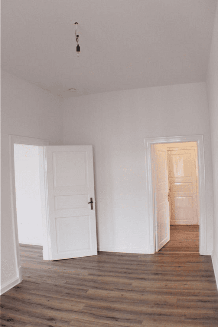 Prenájom bytu 7-izbový 127 m², Rembertring 40, Brmen, Brémy Prenájom bytu 7-izbový 127 m², Rembertring 40, Brmen, Brémy