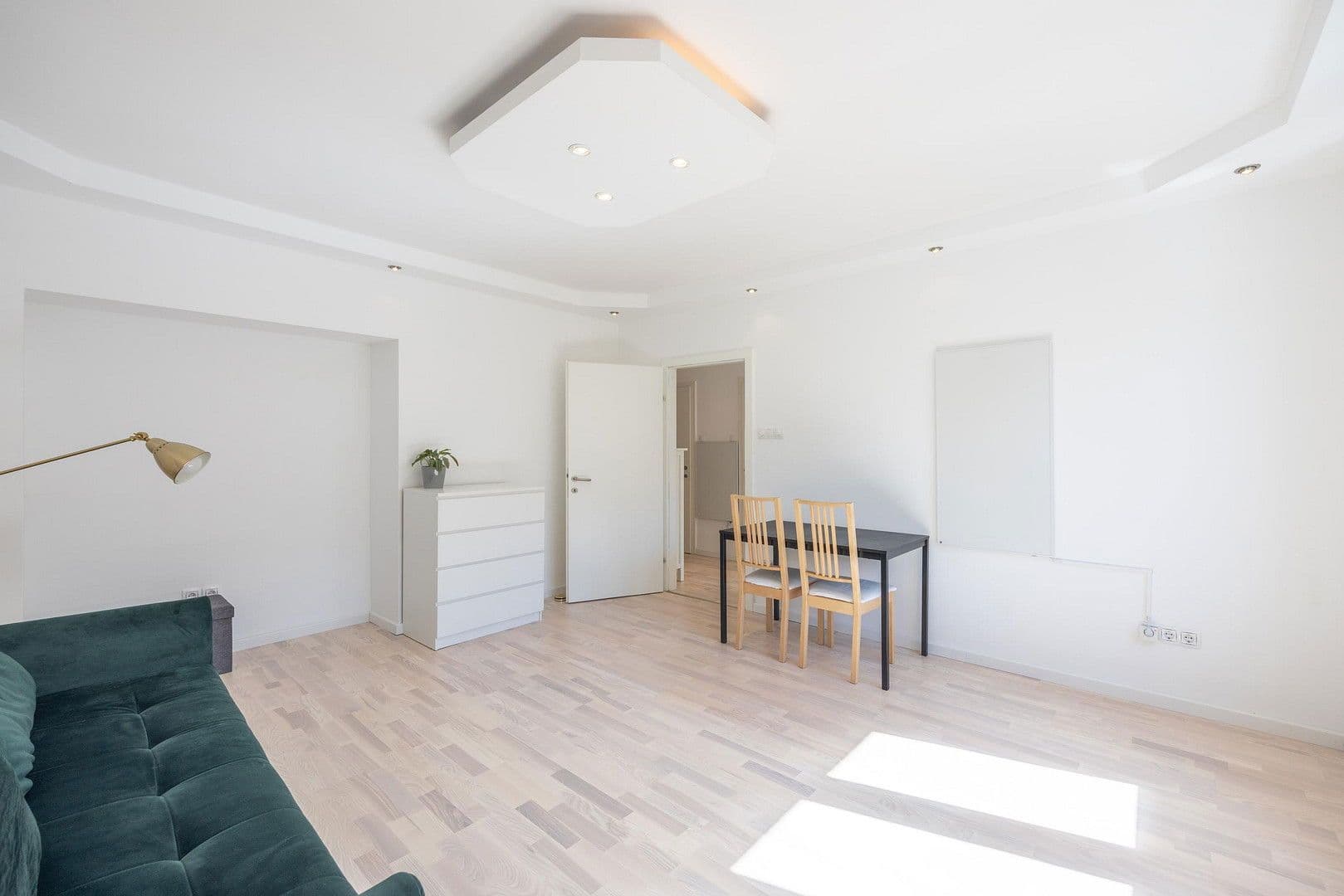 Predaj bytu 3-izbový 65 m², Leo-Slezak-Gasse, Wien, Viedeň Predaj bytu 3-izbový 65 m², Leo-Slezak-Gasse, Wien, Viedeň