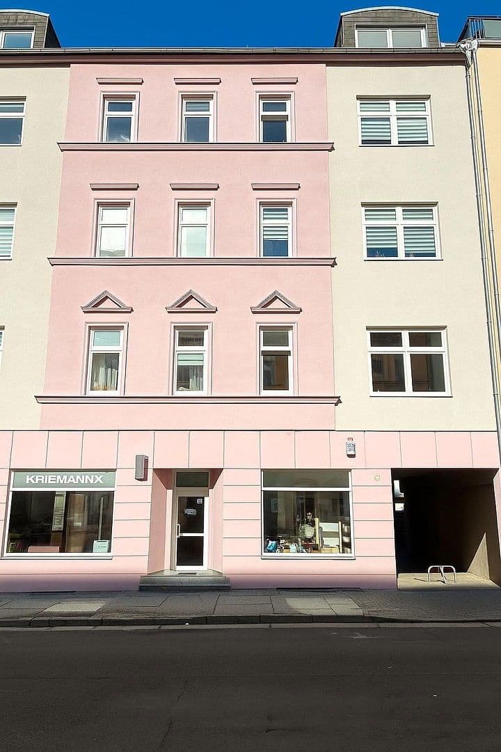 Prenájom bytu 2-izbový 65 m², Cottbus, Brandenbursko Prenájom bytu 2-izbový 65 m², Cottbus, Brandenbursko