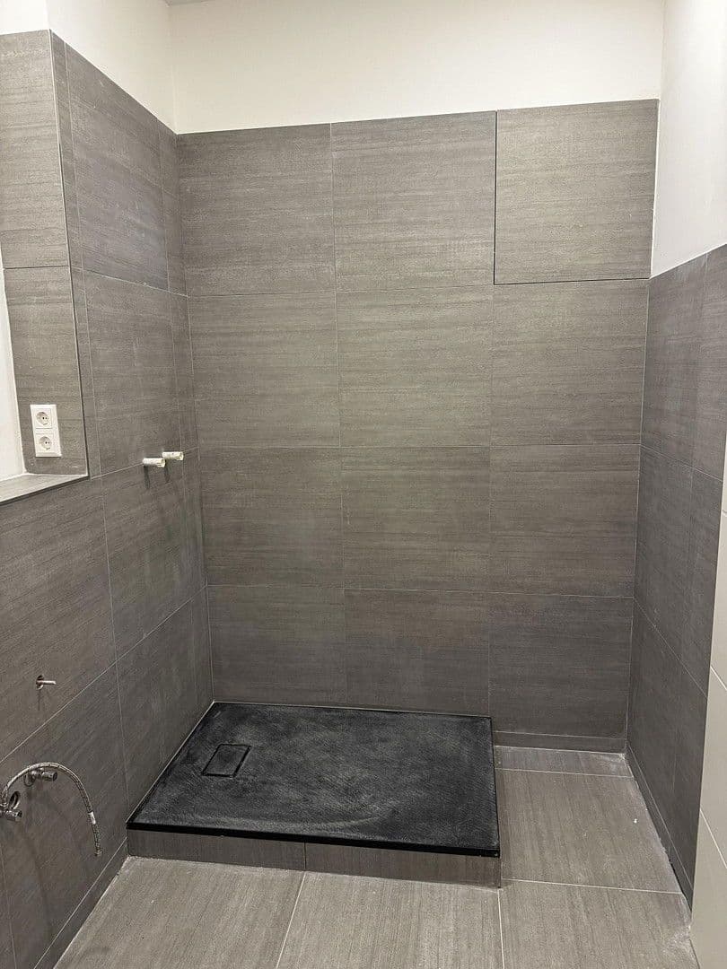 Prenájom bytu 2-izbový 65 m², Cottbus, Brandenbursko Prenájom bytu 2-izbový 65 m², Cottbus, Brandenbursko