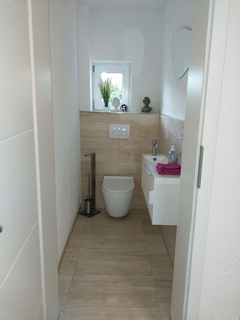 Predaj domu 120 m², pozemek 657 m², Hettenleidelheim, Porýnie-Falcko Predaj domu 120 m², pozemek 657 m², Hettenleidelheim, Porýnie-Falcko